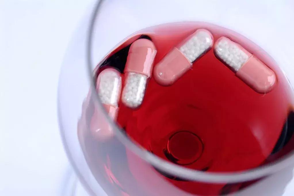 解酒小妙招过年了千万别用上,喝酒应酬应该常备的药