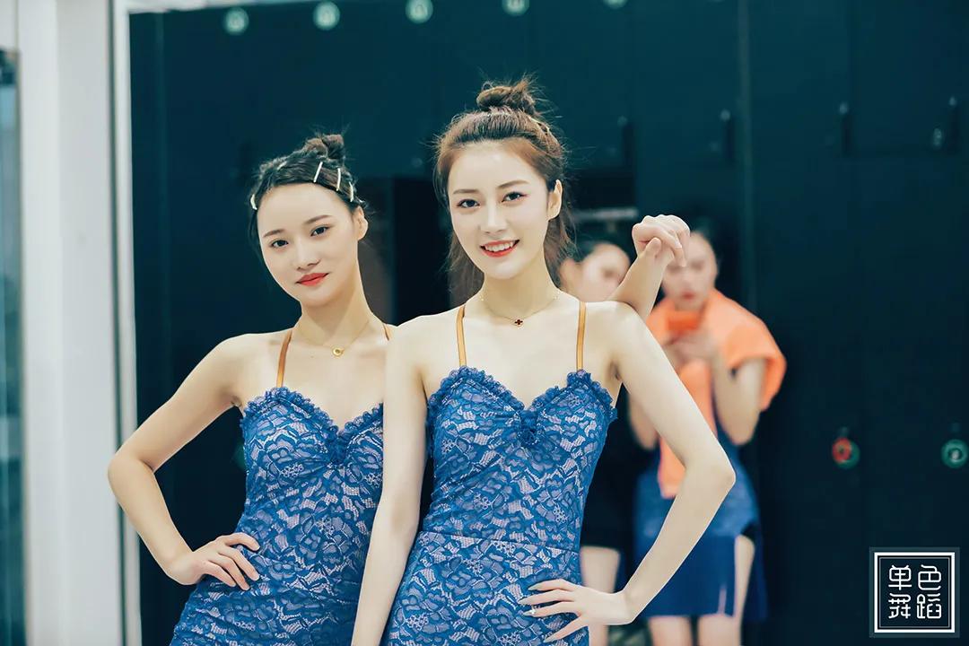 学舞蹈女孩真的很美,学舞蹈的女生究竟能美到什么程度