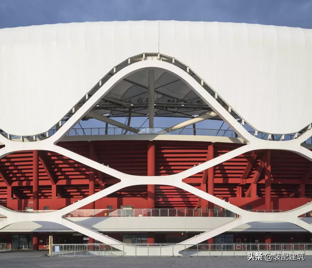 新型钢结构体育馆,钢结构现代化体育馆
