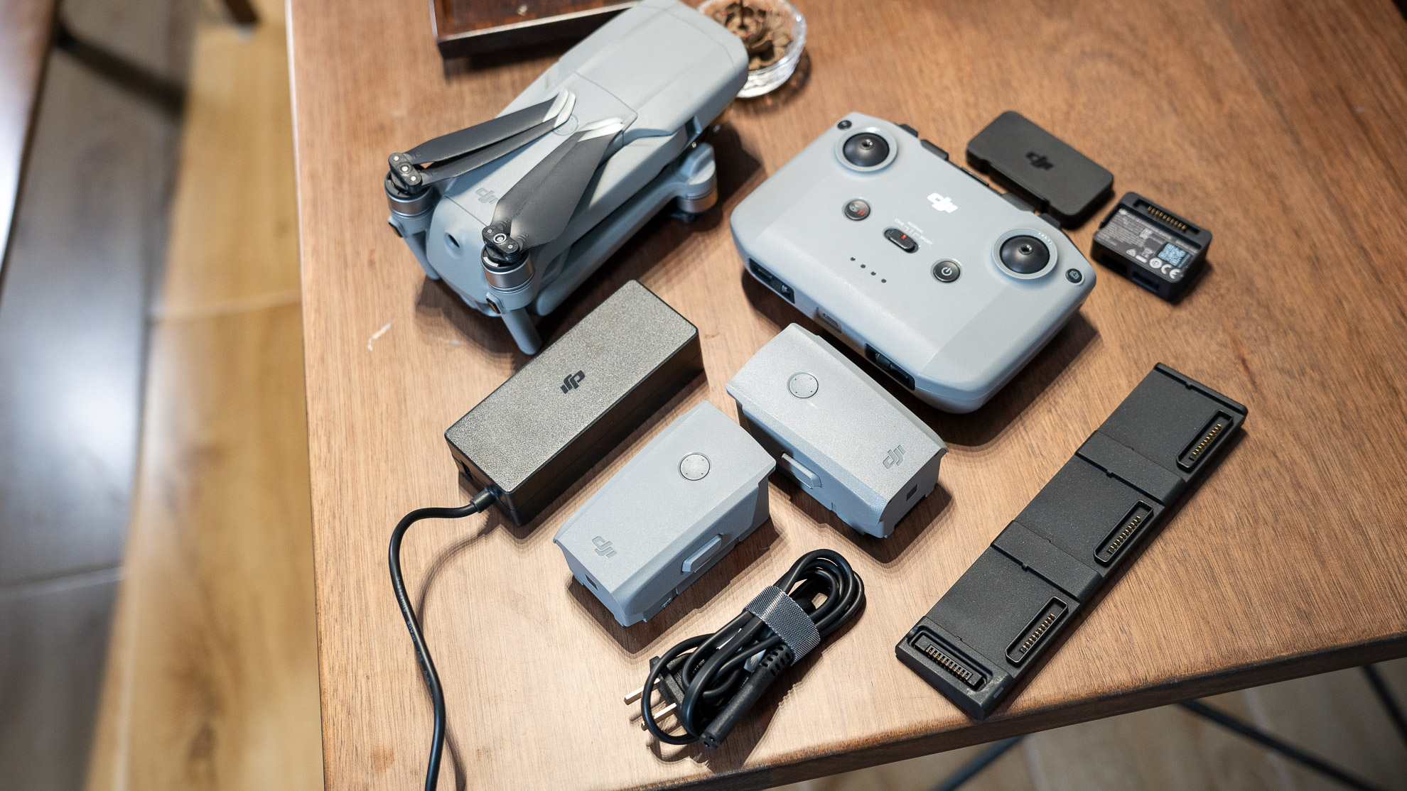 大疆air3小白第一次飞,大疆无人机air2体验