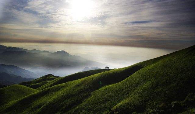 余光中精读,余光中的精神品质