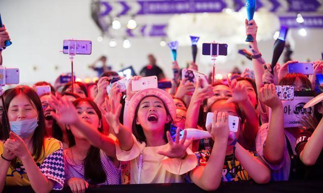 瓒崇姣旇禌瑙嗛,瓒崇澶ф垬鍚愭Ы澶т細