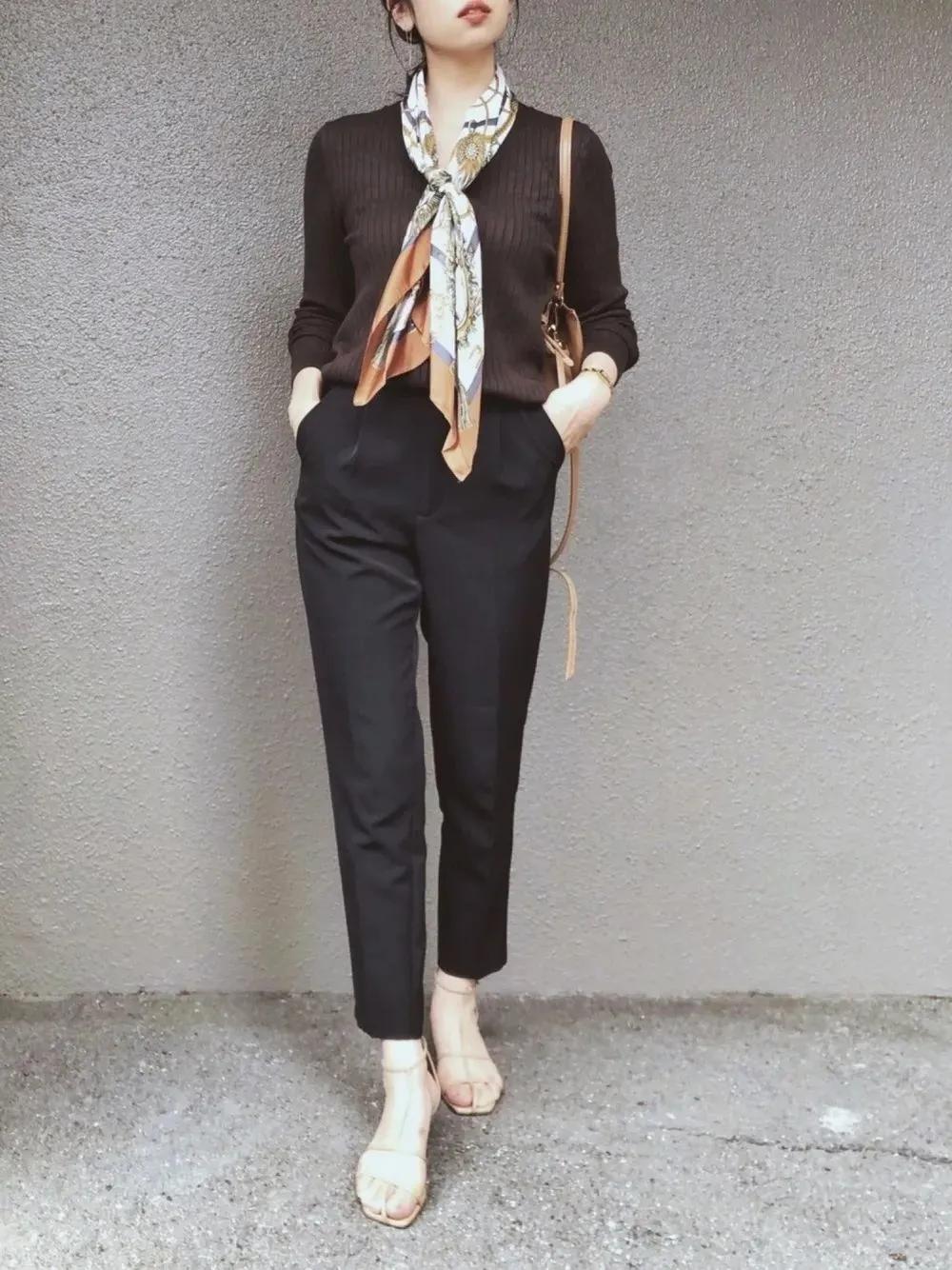 一条丝巾戴出高级感,一条很长的丝巾怎么穿搭