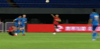 中国足球爆笑动态图,中国足球动画爆笑名场面