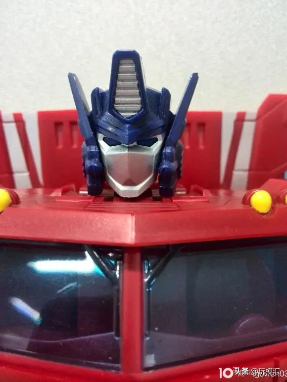 擎天柱电影版ls03玩具,03岁的玩具