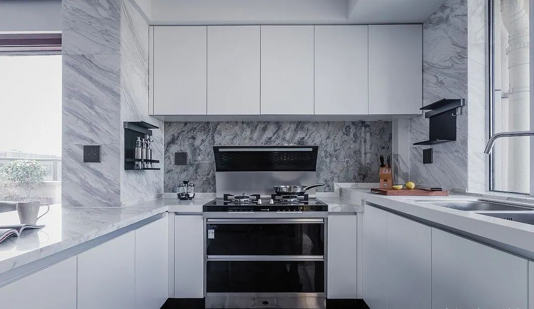 集成灶好不好用,蒸烤箱一体机集成灶的优缺点