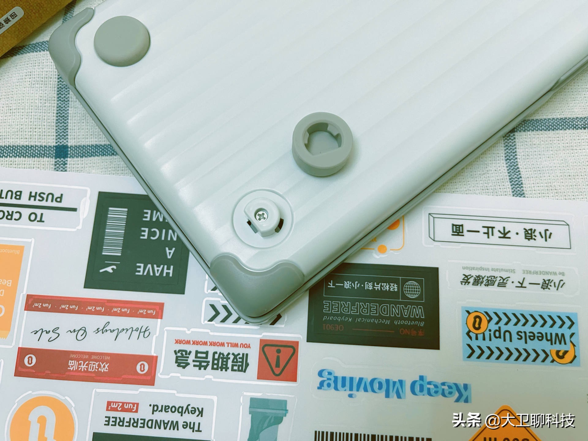 可携带迷你小键盘,洛斐LOFREE无线机械键盘