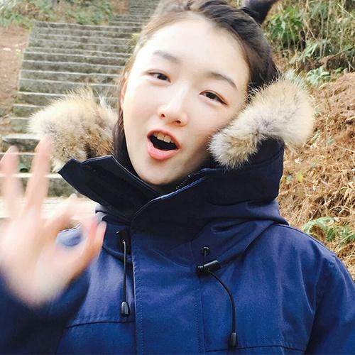 妙招羽绒服脏了有黄渍,冬天羽绒服脏了用这个擦一擦