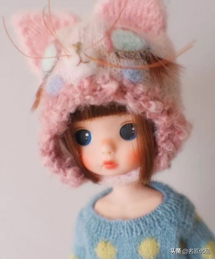 怎么用不要的衣服给玩偶做裙子,怎么给小玩偶做好看的小裙子