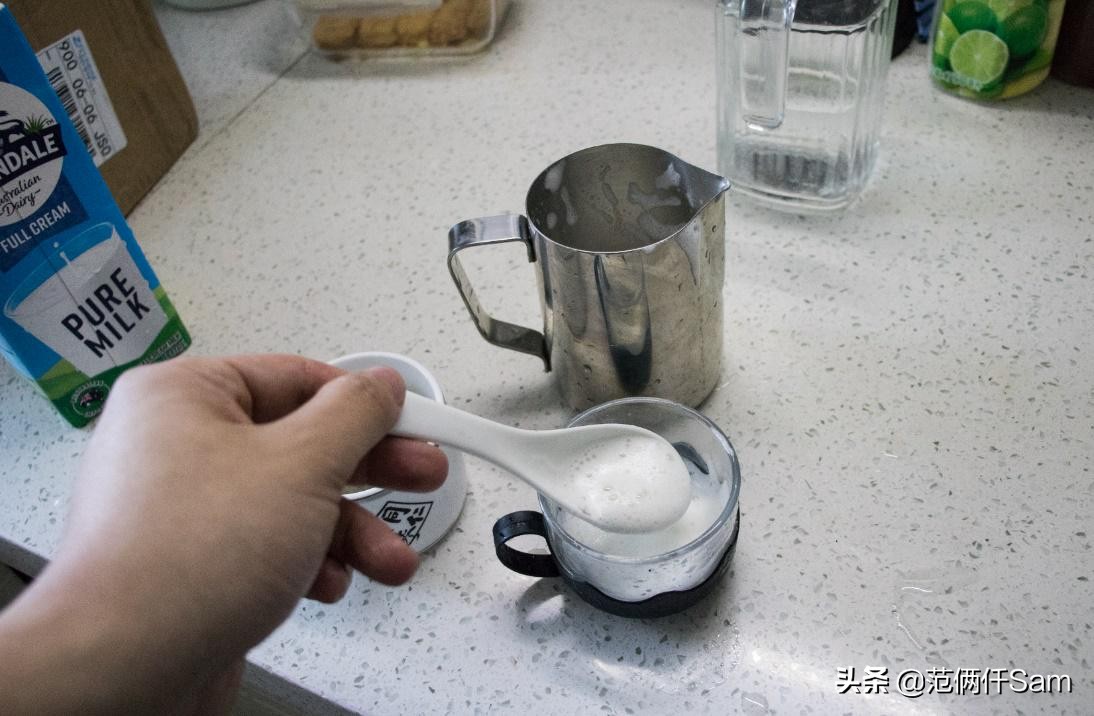 十五秒学会三段咖啡拉花,半自动意式咖啡机使用技巧