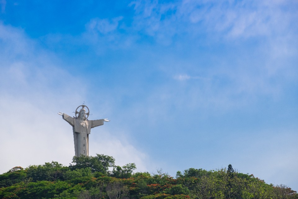 越南头屯港,越南头顿介绍