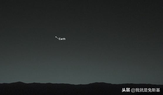 从64亿公里外的太空看地球是什么样子的？它只是宇宙中一粒尘埃