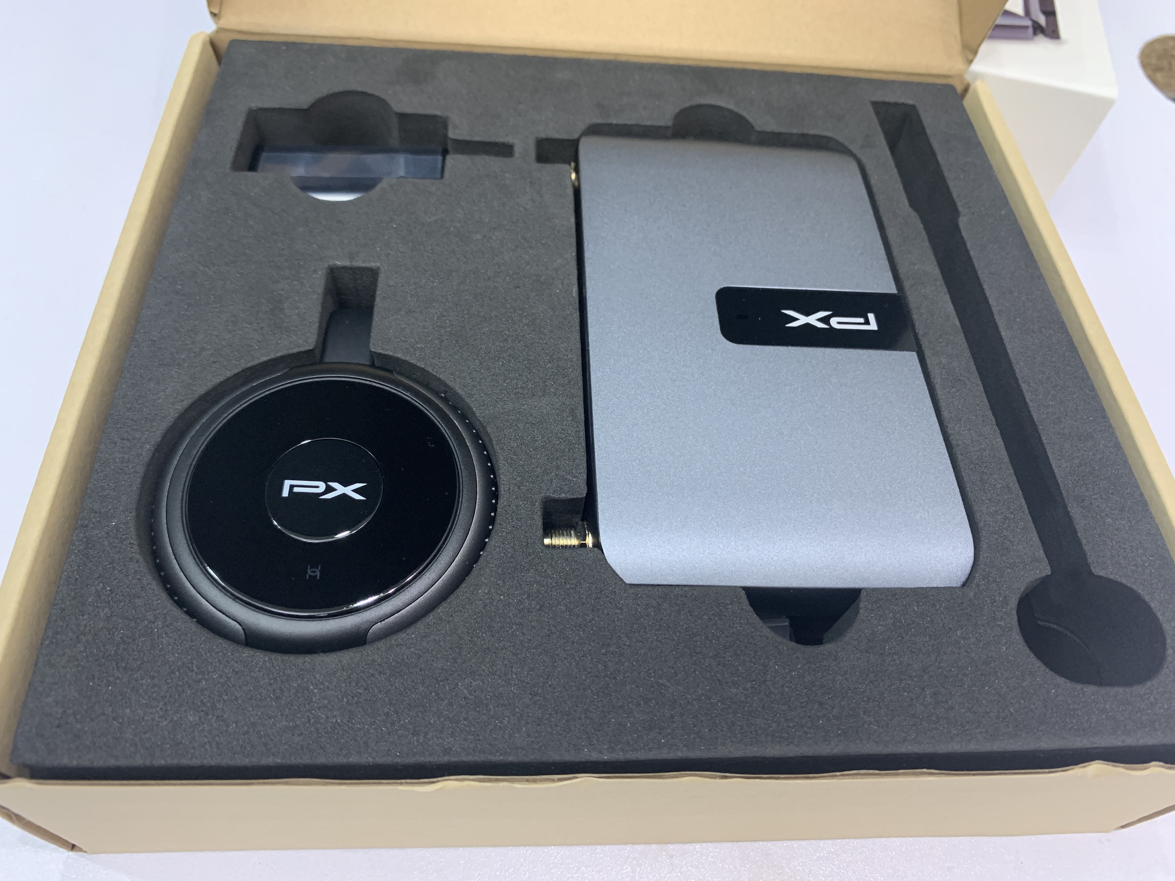 没有hdmi的投影仪怎么连接屏幕,投影仪可以不用hdmi线无线连接吗