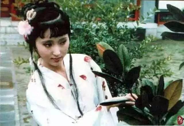 复仇者联盟4里娜塔莎和鹰眼,娜塔莎黑寡妇和鹰眼