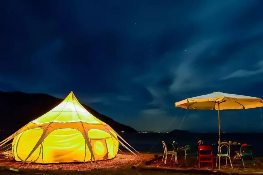打地铺需要多少钱,野外打地铺