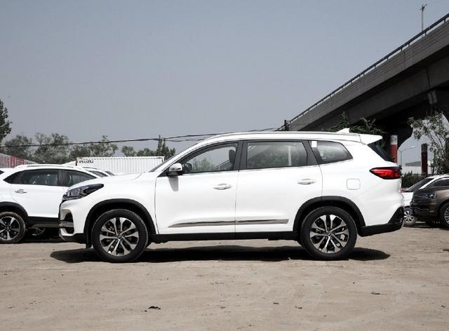 颜值吊打宝马7系,颜值吊打思域的国产车