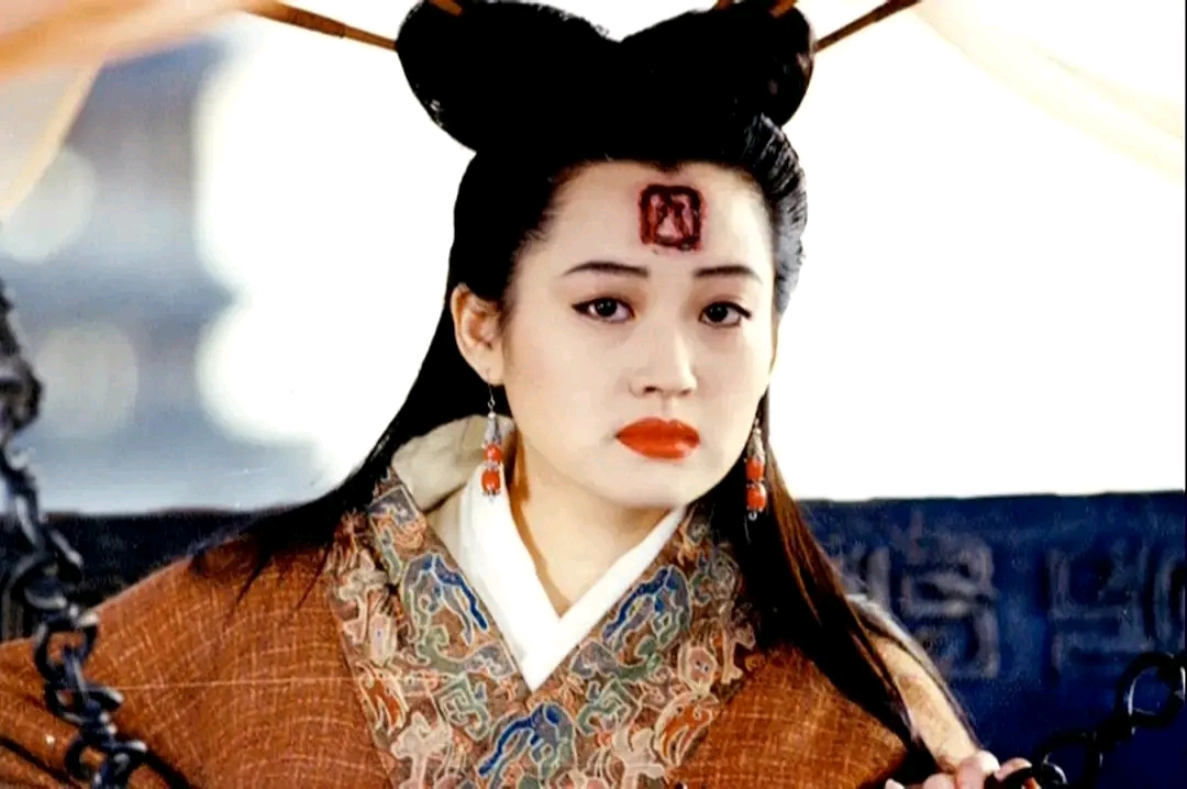 残疾公主被乐人*暴强**后瘫痪好了，后公主在新婚之夜自杀被丈夫分尸