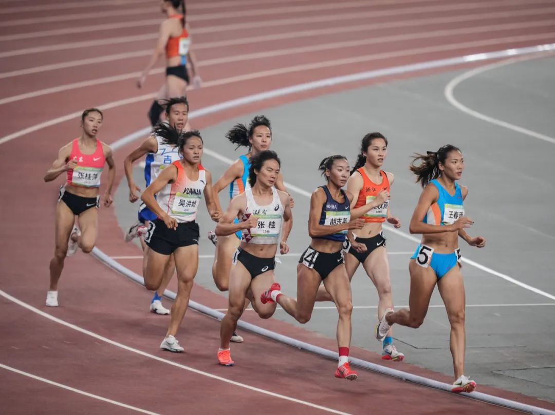 中考体育800米1000米满分攻略,中考体育8001000米项目讲解