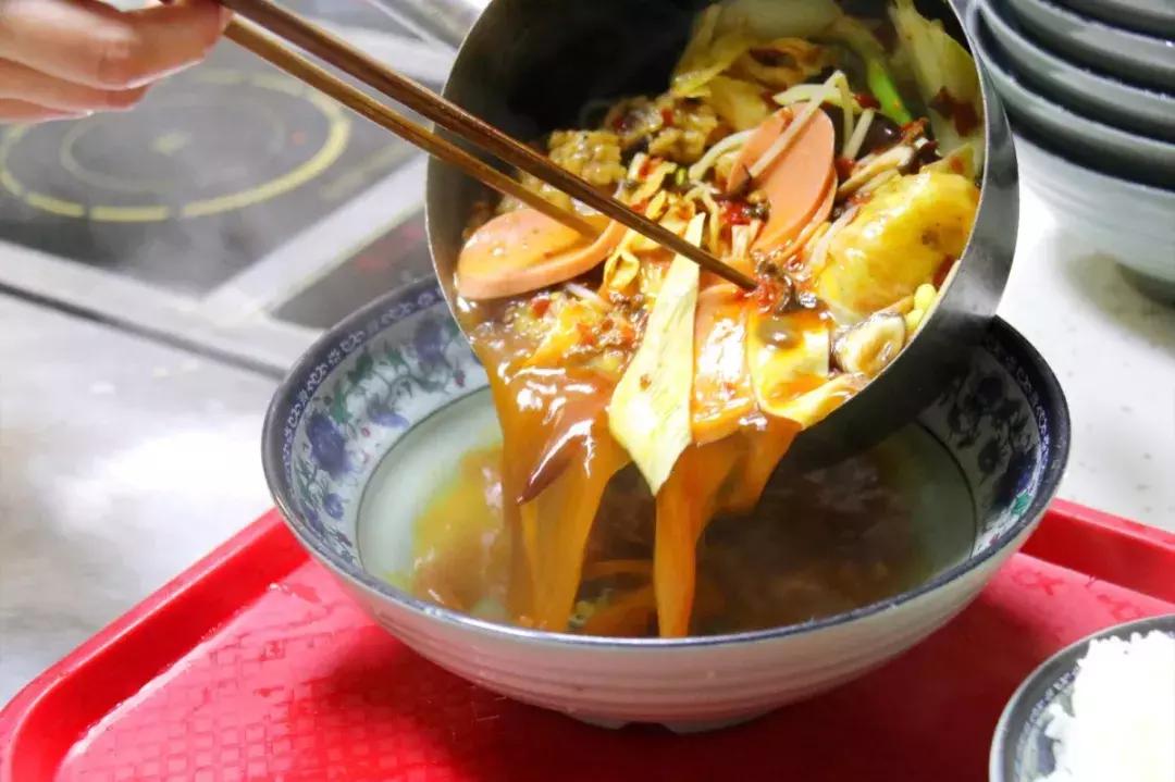 探秘北京大学食堂,四川探秘大学食堂