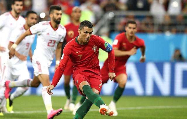 足球是怎么诞生的,足球诞生的第一场比赛