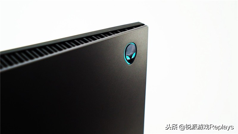 alienware外星人背部灯光,外星人全家桶颜值