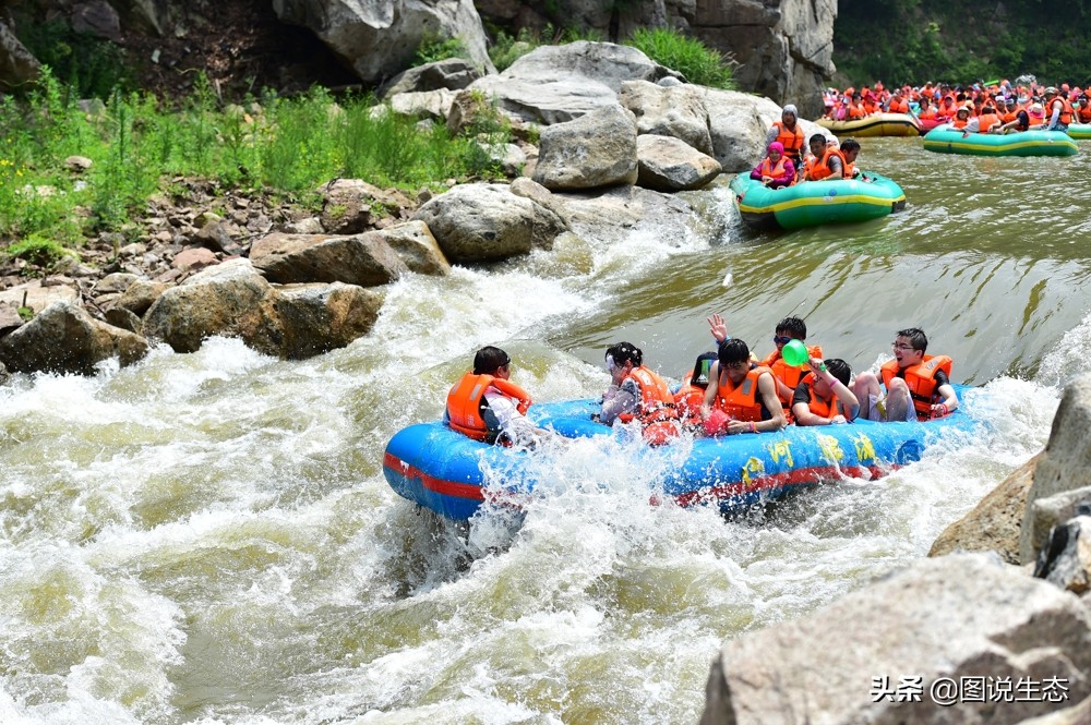 农村大山发现一尊山体大佛,本溪大峡谷天然石佛