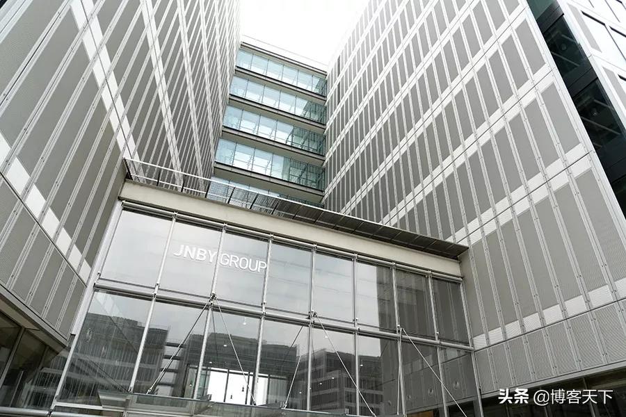 江南布衣出“暗黑童装”，危机公关答卷及格吗？