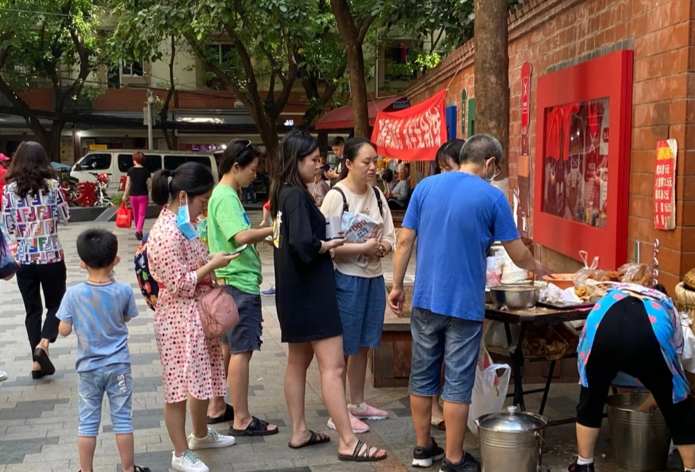 重庆最火的糯米团,重庆小吃糯米团