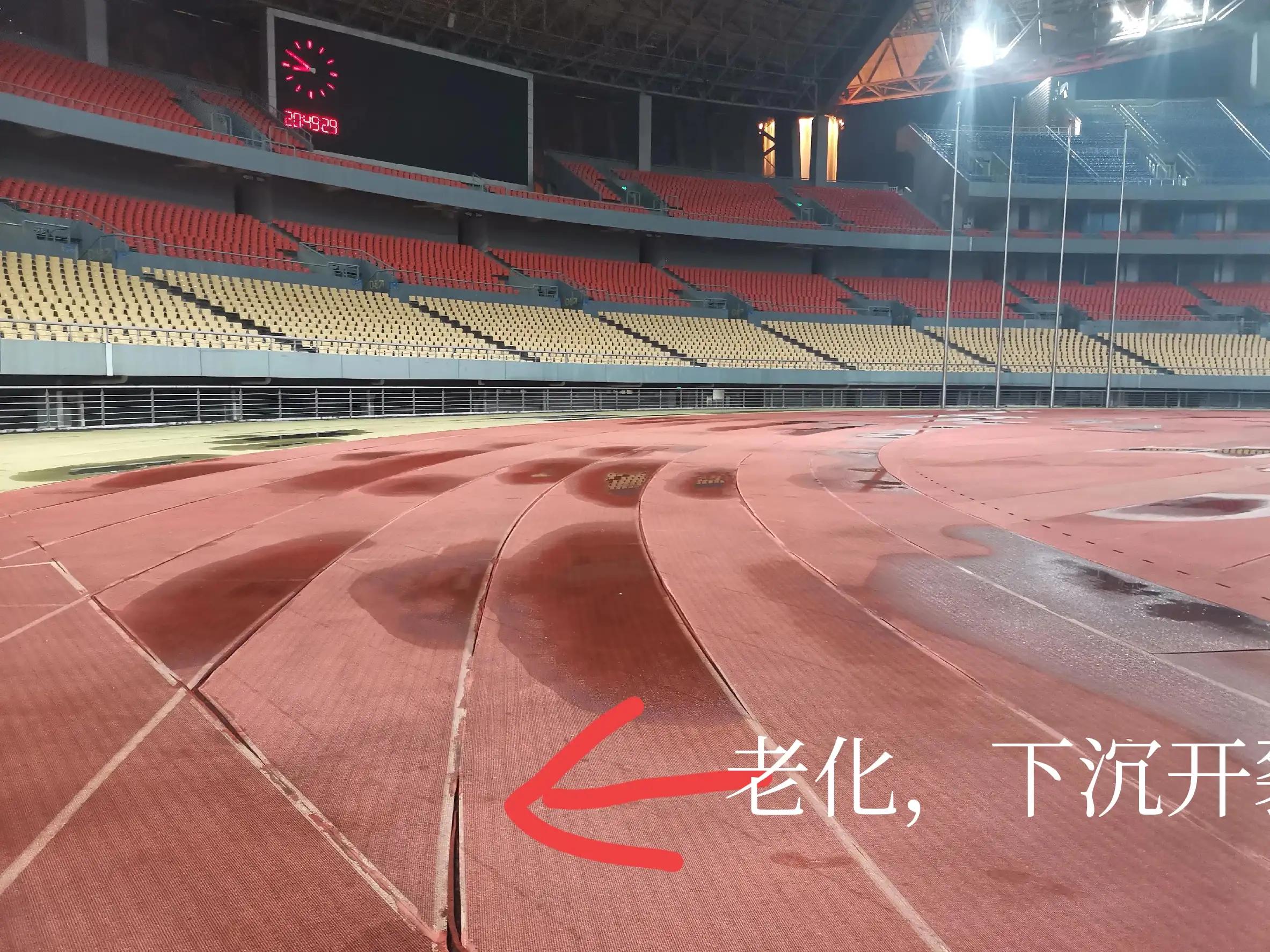 走进体育领略文化魅力,南宁体育中心足球比赛