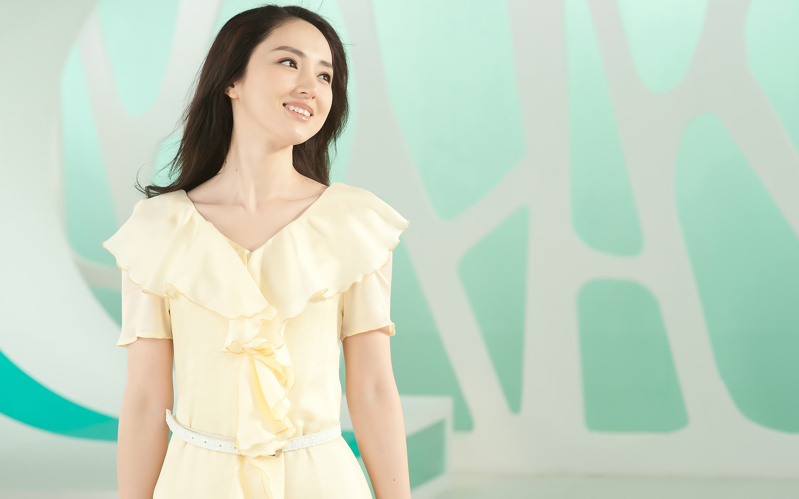 8岁来月经需要干预吗,8岁例假