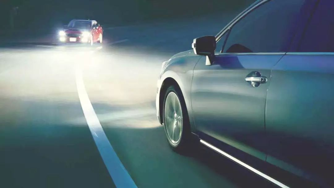 对付后车远光狗的神器,对付远光狗最好的办法