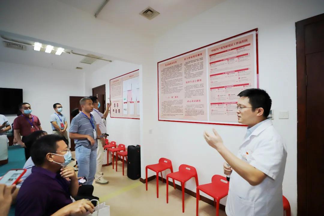 南昌市优秀共产党员表彰,江西洪都中医院书记