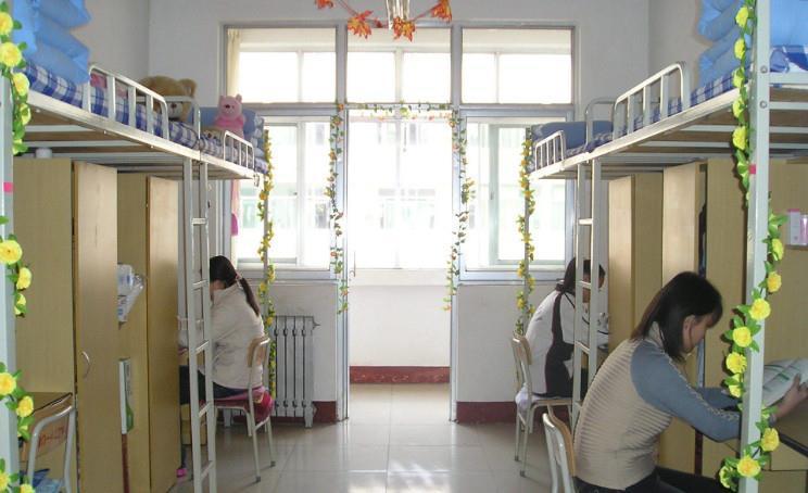 大学女生给舍友吃避孕药,女生买20粒避孕药