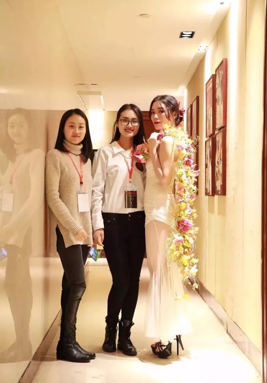 注册花艺工作室和花店,花艺店还是花艺馆