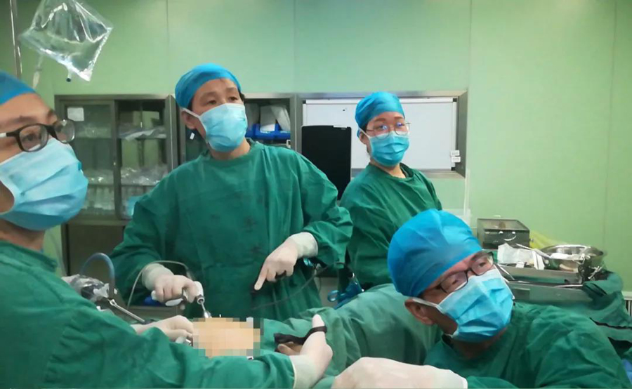 山东省*安泰**市优秀科主任李桦：为女性健康撑起保护伞