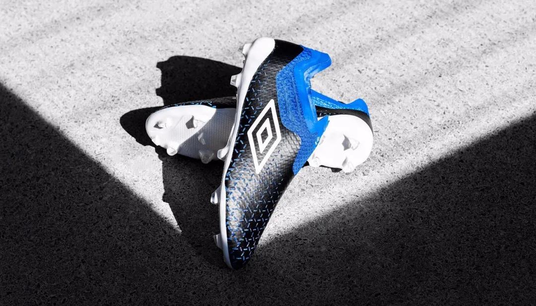 足球世界最新更新,足球最新战靴