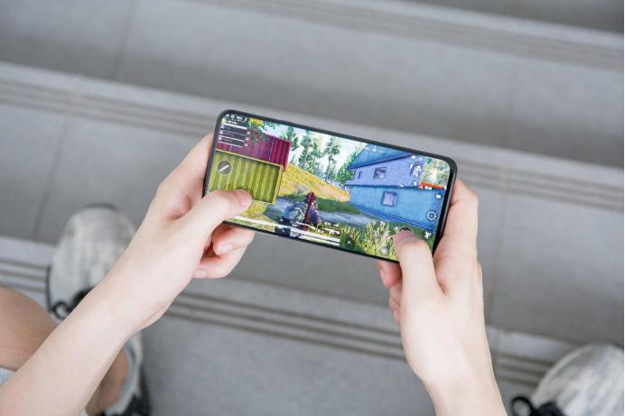 颜值高性价比高的手机,华为2000-3000左右手机推荐颜值高