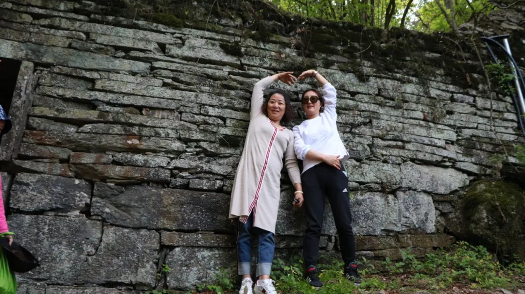 石台仙寓山附近哪里好玩,石台仙寓镇云里居