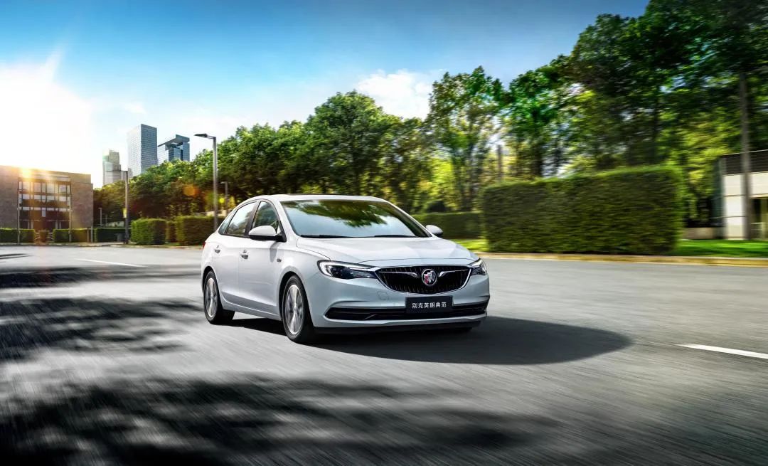 想省油买这三款10万出头不吃亏,手握30万建议首选这3款