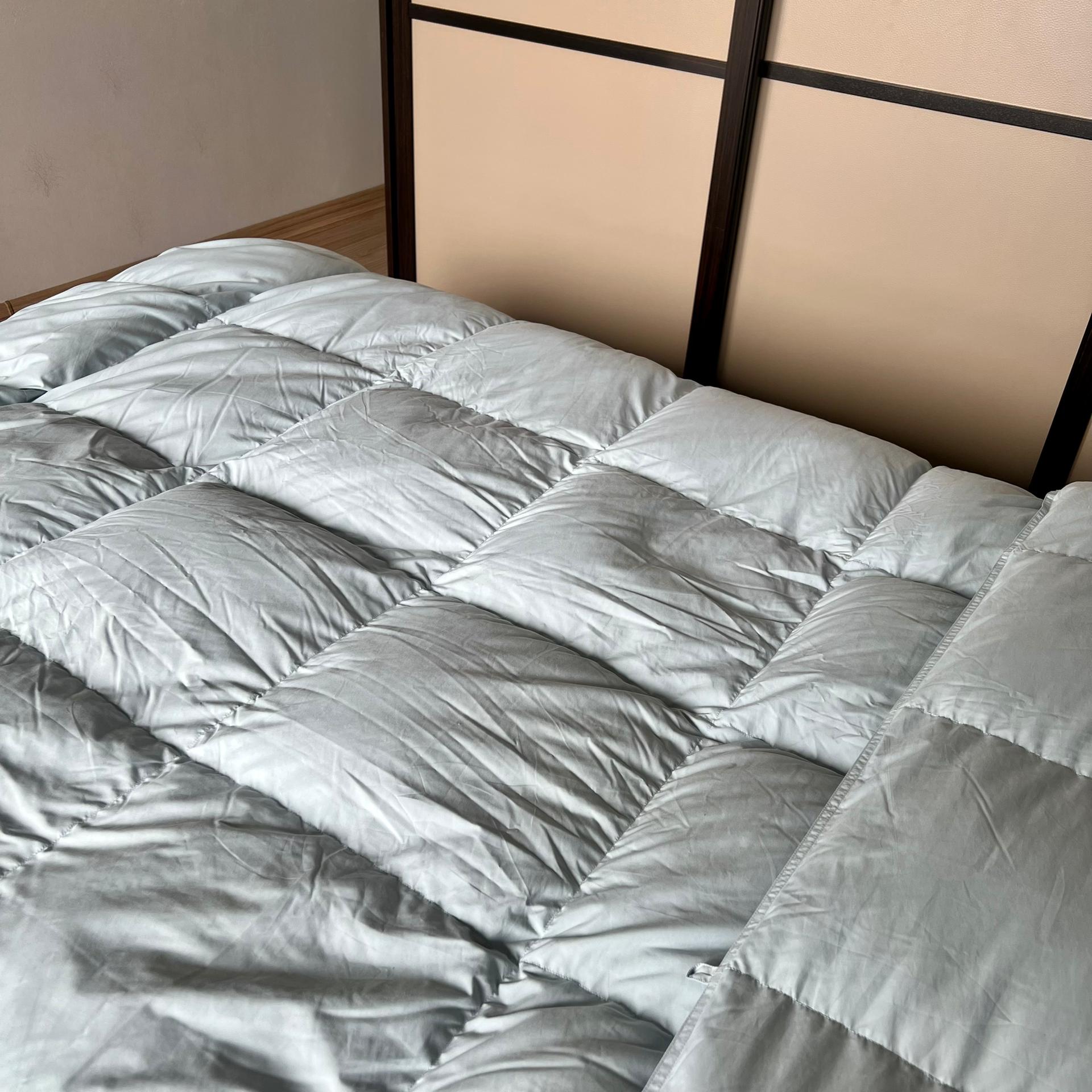 冬天需要一件暖心的外套,冬季白鹅绒被子