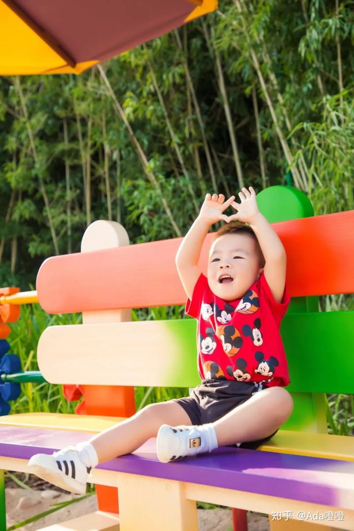 独自带2岁的娃怒刷了10次上海迪士尼，不听我听谁？