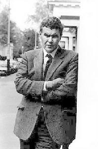 豆瓣8.3真正的超现实主义神作,大教堂雷蒙德卡佛的极简主义