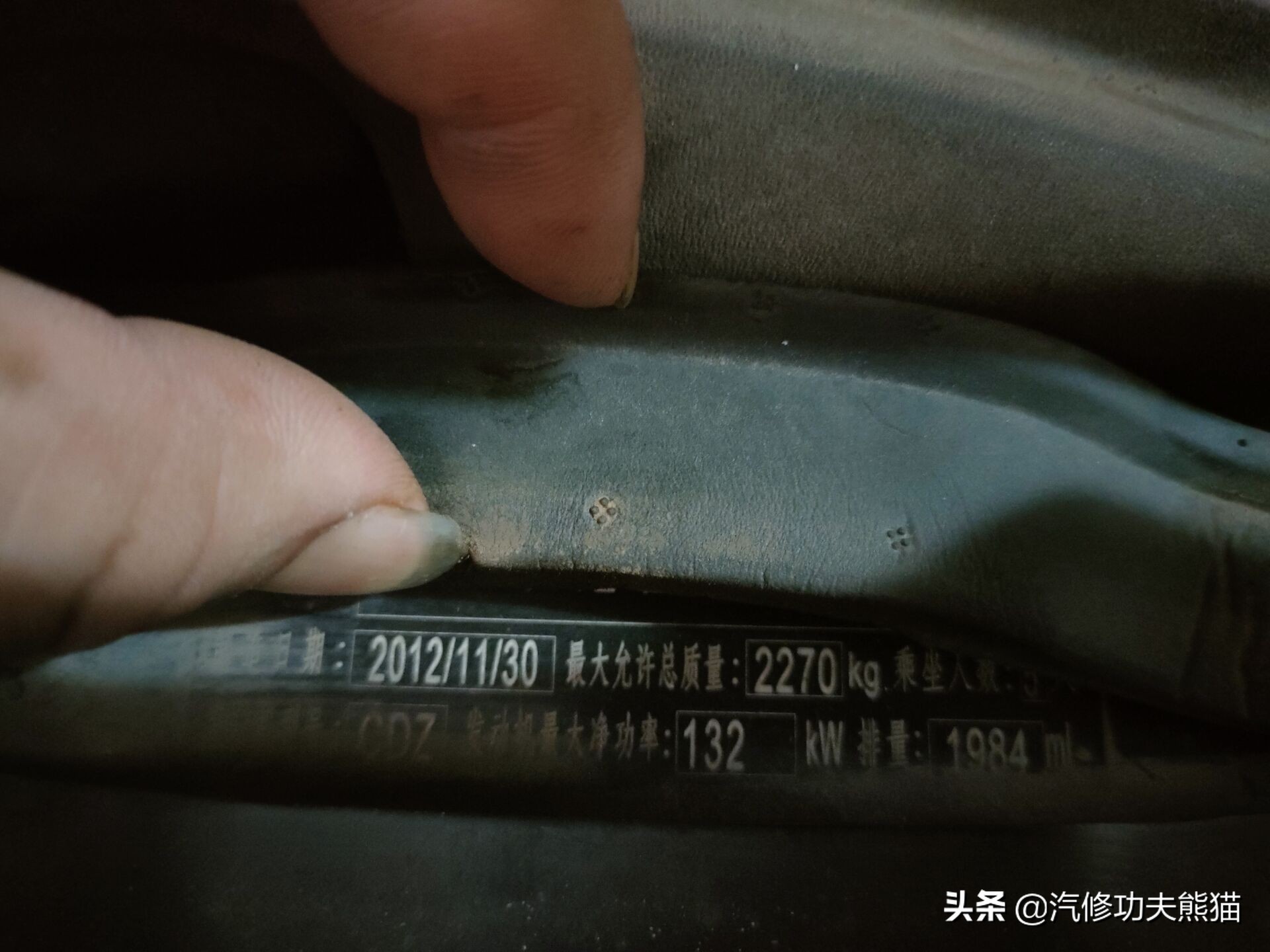 挑战奥迪A6低油耗,2009款奥迪a6l2.0t烧机油严重吗