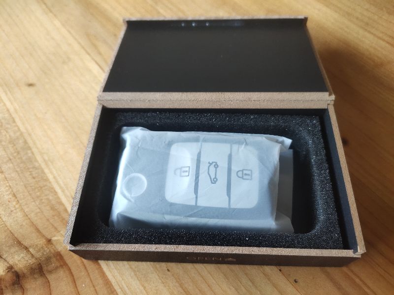 建议自己更换钥匙外壳吗,钥匙保护套怎样更换