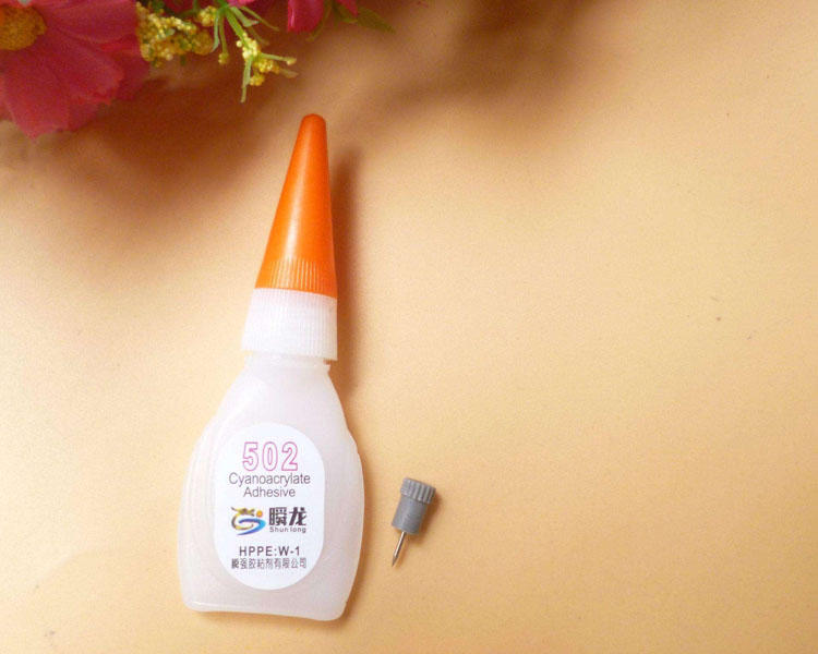 宝宝玩502胶水弄到手上怎么去除,大量502胶水弄到手上起泡了怎么办