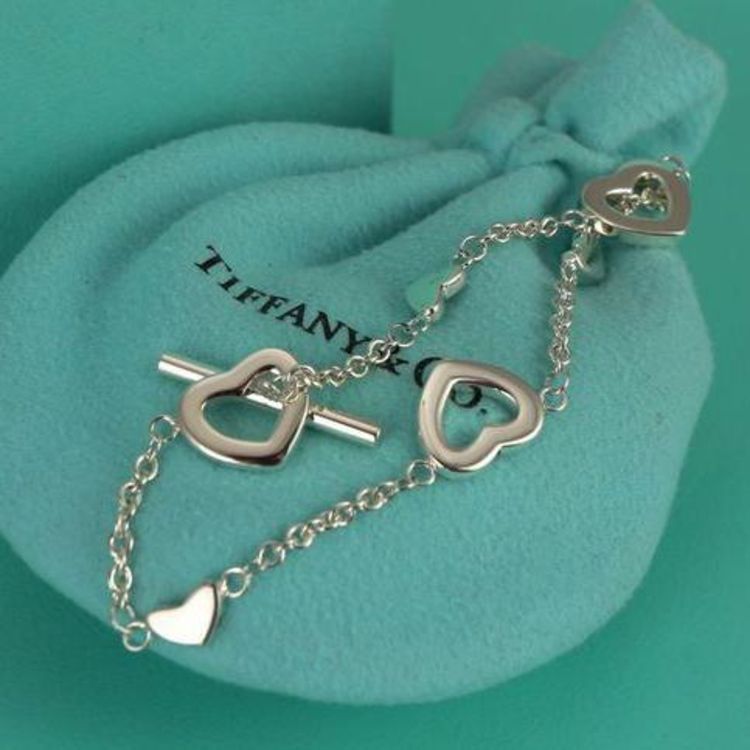 蒂芙尼饰品有哪些,蒂芙尼全球第二大珠宝