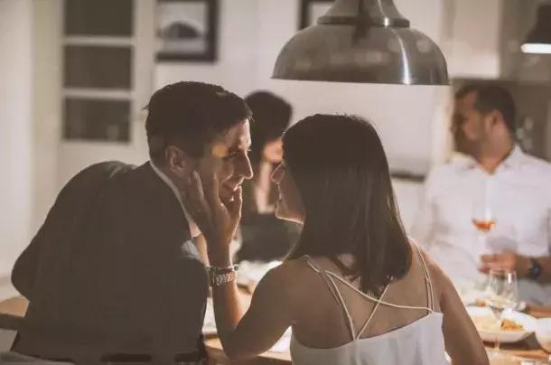 闪婚闪离感情破裂的证据有哪些,闪婚过后又闪离该怎么挽回婚姻