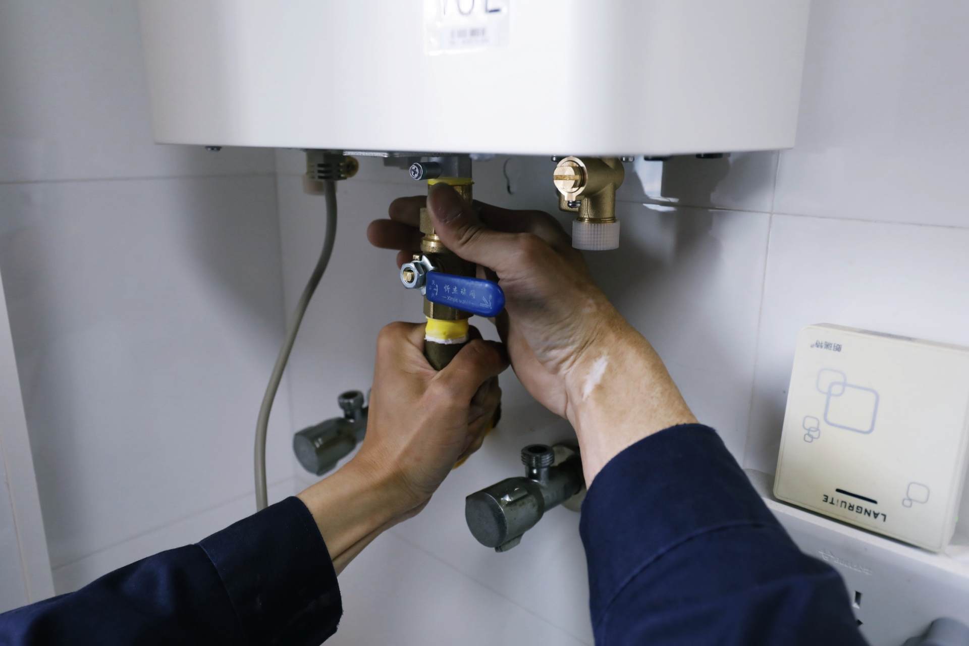 佳尼特零冷水燃气热水器怎么样,佳尼特燃气热水器怎么做到零冷水