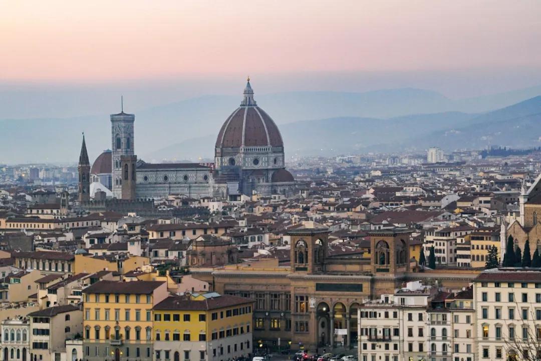 真美女,捐出千亿家产,成就世界顶级博物馆,稀世珍宝对全球开放