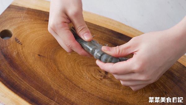 蛋炒饭这样做真好吃,10分钟蛋炒饭